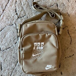 Nike Beige Messenger Bag